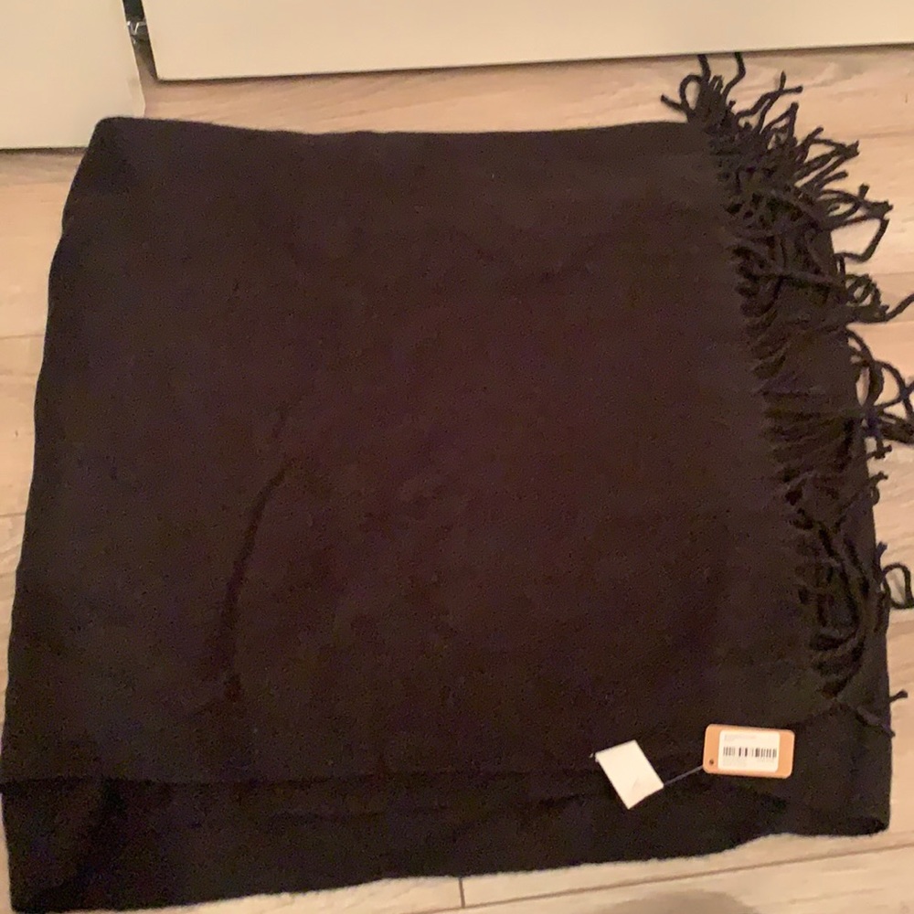 NWT - Black Acrylic Scarf
